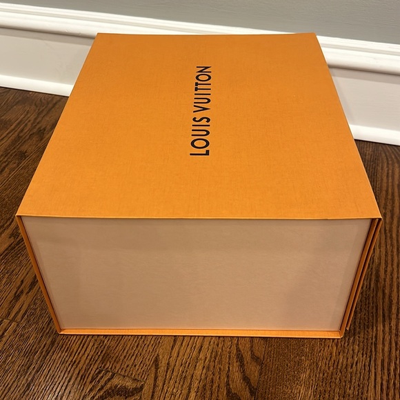 Louis Vuitton Yellow Gold Orange Blue Large Empty Gift Box - Picture 6 of 14
